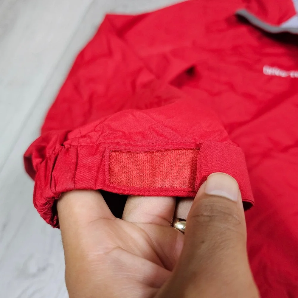 Chick-fil-A Waterproof Jacket Mens Small Red Full Zip Employee Hoodie Drive-Thru